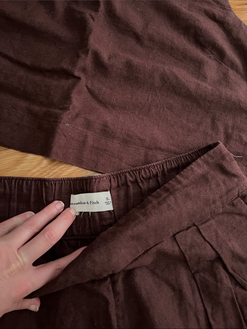Abercrombie high waisted linen pants and crop top - Picture 7 of 7
